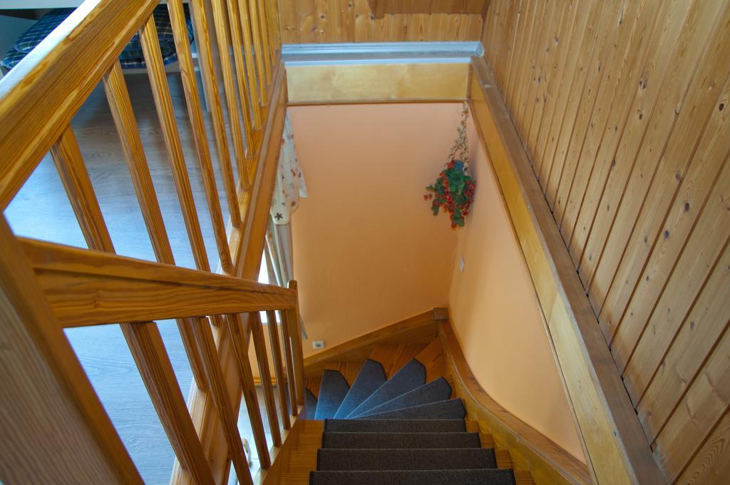 Ferien Unterm Reetdach In Gohren Hotel Goehren  Esterno foto
