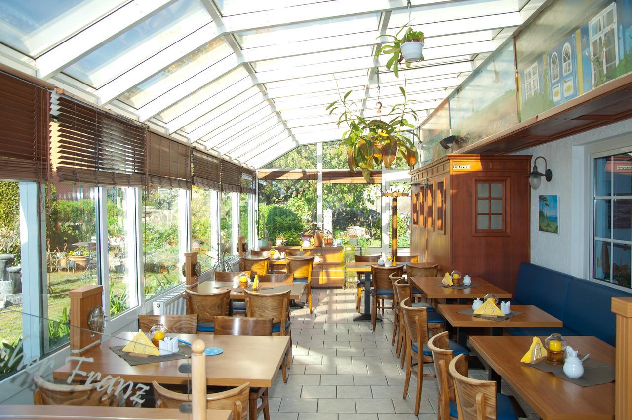 Ferien Unterm Reetdach In Gohren Hotel Goehren  Esterno foto